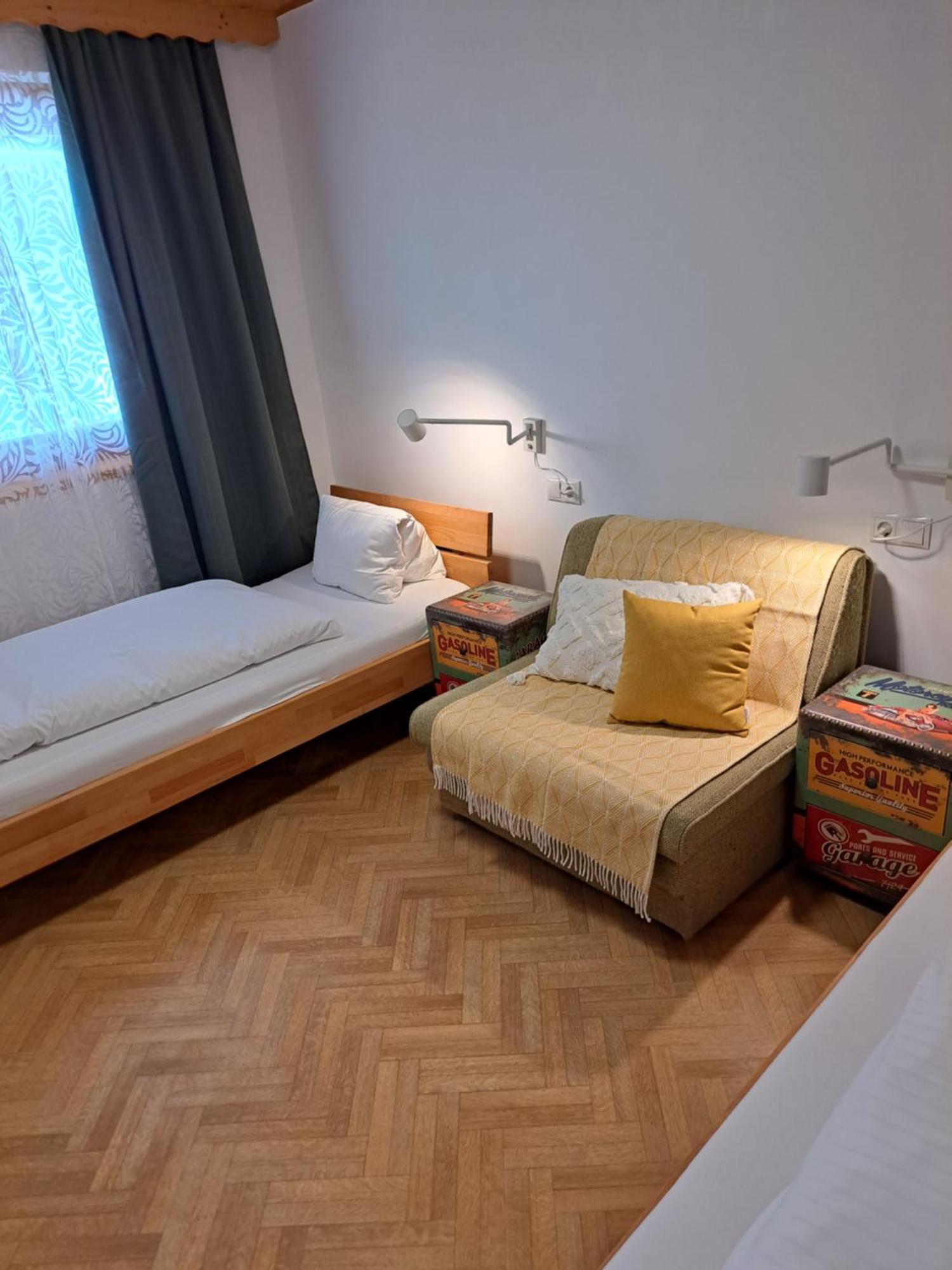 Gaestehaus Lanthaler Rosenbach Rum bild